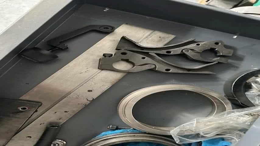 Heidelberg, SM 74 Numbering & Perforating Unit